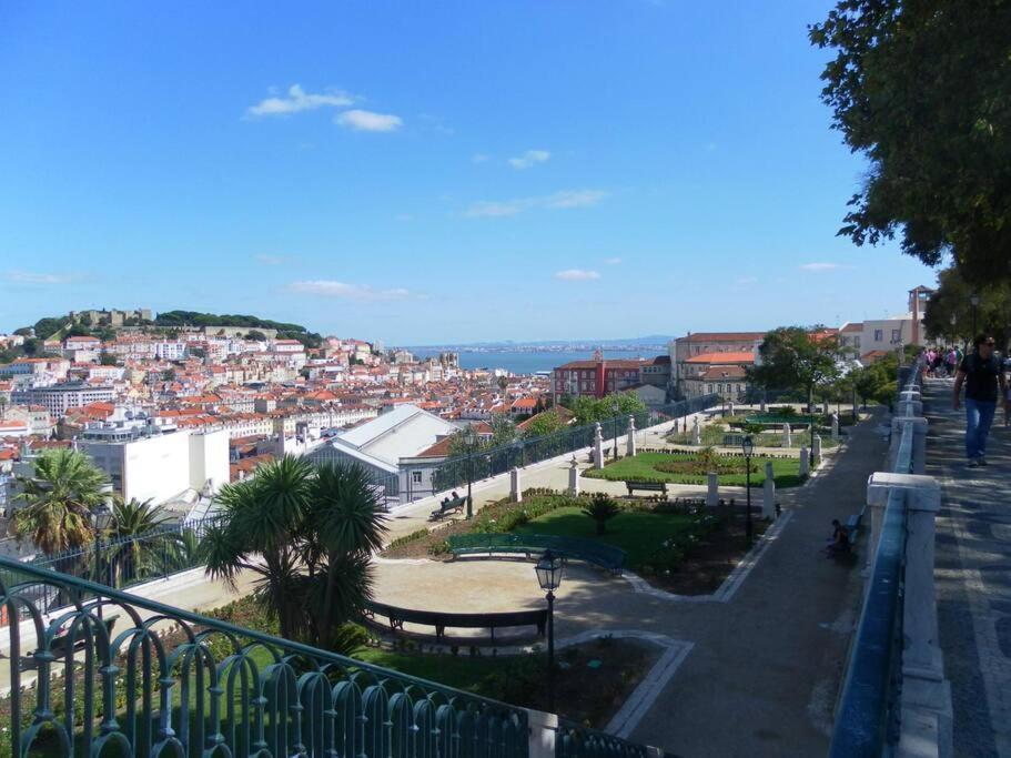 C3 Bairro Alto Cozy Romantic Loft In 18Th Century Building Lisboa Ngoại thất bức ảnh